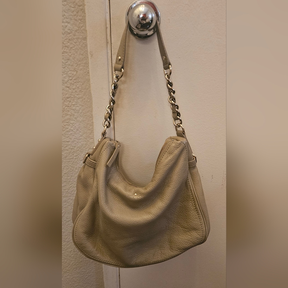 Kate Spade. Pebble Leather Hobo Handbag. Neutral (Taupe) Color w/silver Hardware
